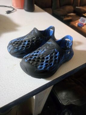 Kids Black and Blue Slip-On Water Shoes - Easy On/Off